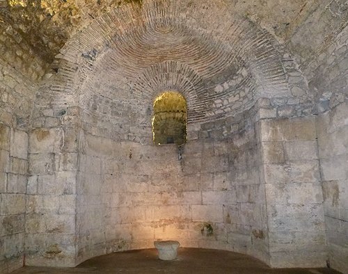 Die Diokletian Keller